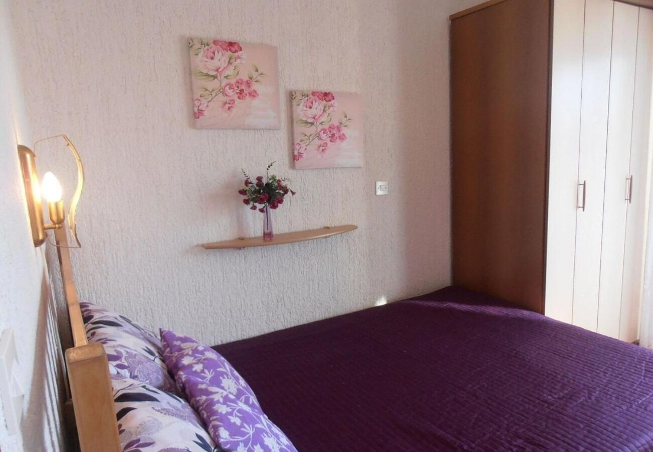 Apartment Dragica Malinska Exteriér fotografie