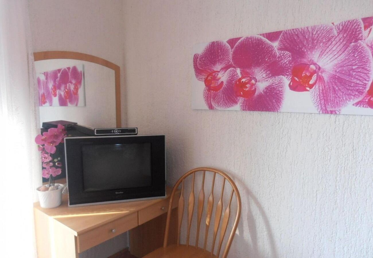 Apartment Dragica Malinska Exteriér fotografie