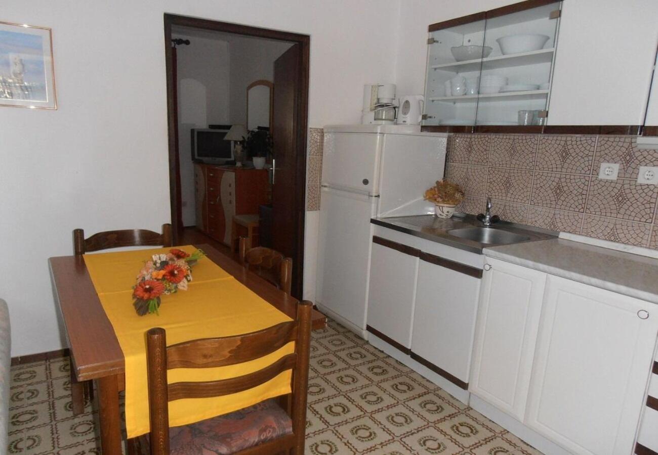 Apartment Dragica Malinska Exteriér fotografie