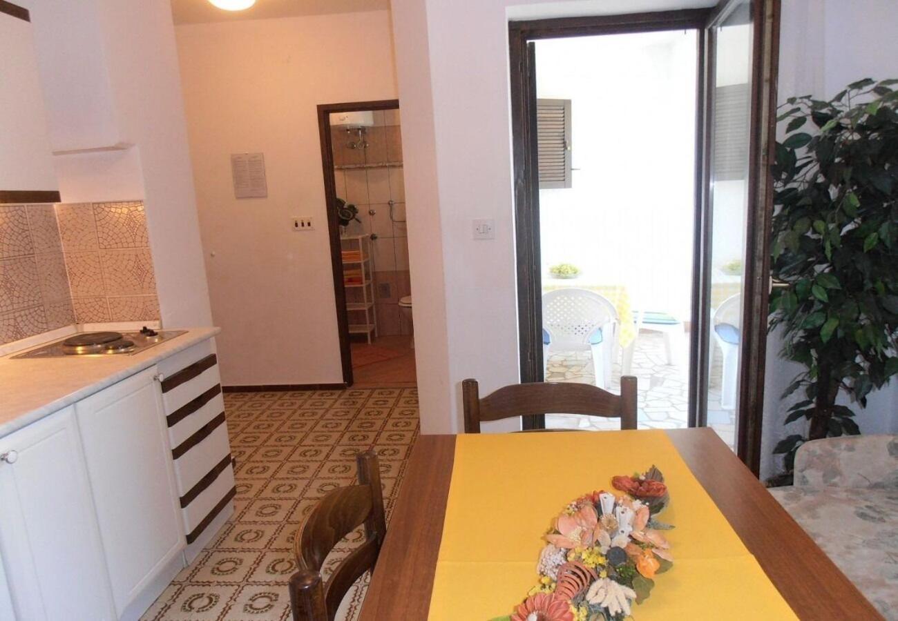 Apartment Dragica Malinska Exteriér fotografie
