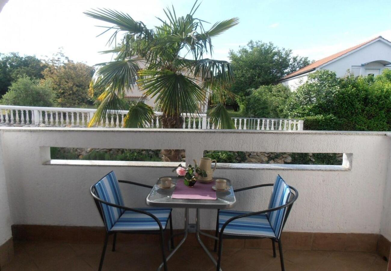 Apartment Dragica Malinska Exteriér fotografie